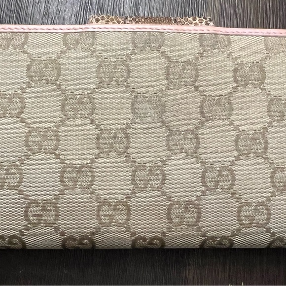 pre-loved Gucci Python Canvas GG Wallet - Picture 6 of 15